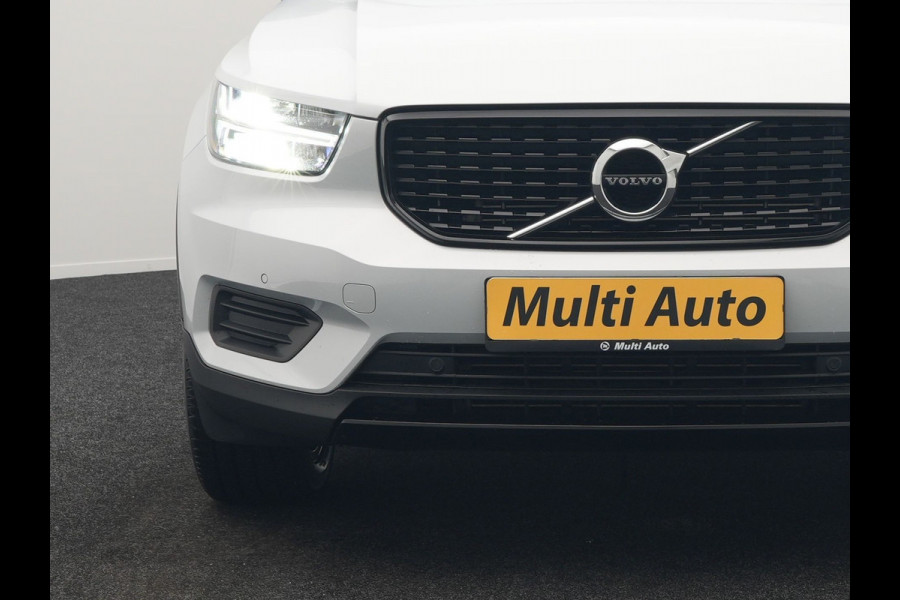Volvo XC40 T5 Twin Engine R-Design 262pk Plug In Hybrid 262pk Dealer O.H. PHEV | Panodak | Camera | Harman & Kardon | Apple Carplay | Cruise Control | Navigatie | 19"L.M | Virtual |