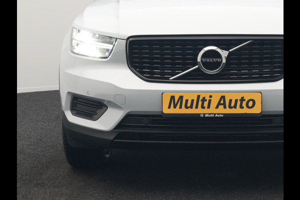 Volvo XC40 T5 Twin Engine R-Design 262pk Plug In Hybrid 262pk Dealer O.H. PHEV | Panodak | Camera | Harman & Kardon | Apple Carplay | Cruise Control | Navigatie | 19"L.M | Virtual |