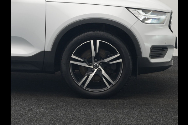 Volvo XC40 T5 Twin Engine R-Design 262pk Plug In Hybrid 262pk Dealer O.H. PHEV | Panodak | Camera | Harman & Kardon | Apple Carplay | Cruise Control | Navigatie | 19"L.M | Virtual |
