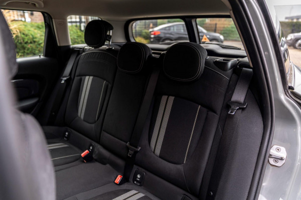 MINI Clubman 2.0 Cooper S 192 PK Aut. Moonwalk Grey Full LED Stoelverwarming 17''