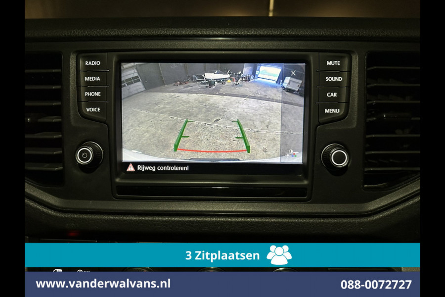 Volkswagen Crafter 2.0 TDI 140pk L3H3 L2H2 Euro6 Airco | Camera | Apple Carplay | Android Auto Bijrijdersbank, 3000kg trekvermogen