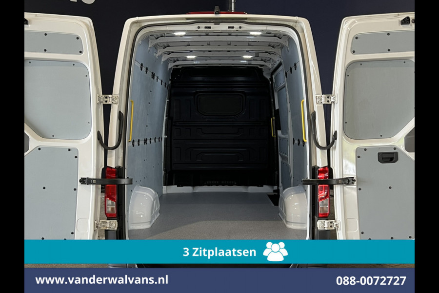 Volkswagen Crafter 2.0 TDI 140pk L3H3 L2H2 Euro6 Airco | Camera | Apple Carplay | Android Auto Bijrijdersbank, 3000kg trekvermogen