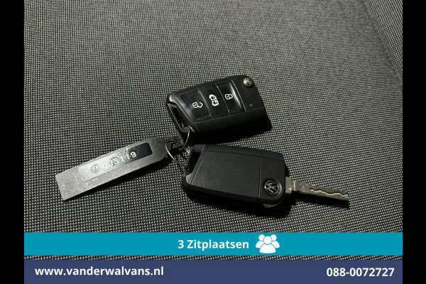 Volkswagen Crafter 2.0 TDI 140pk L3H3 L2H2 Euro6 Airco | Camera | Apple Carplay | Android Auto Bijrijdersbank, 3000kg trekvermogen