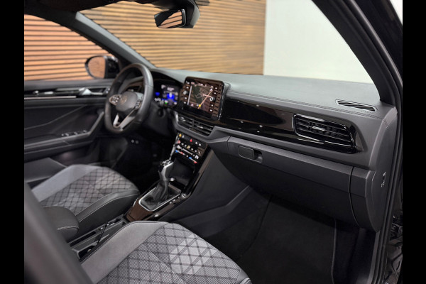Volkswagen T-Roc 1.5 TSI DSG | 3x R-Line | Pano | Black Style | IQ.Light | Carplay | Camera | Winter Pakket | ACC | Virtual