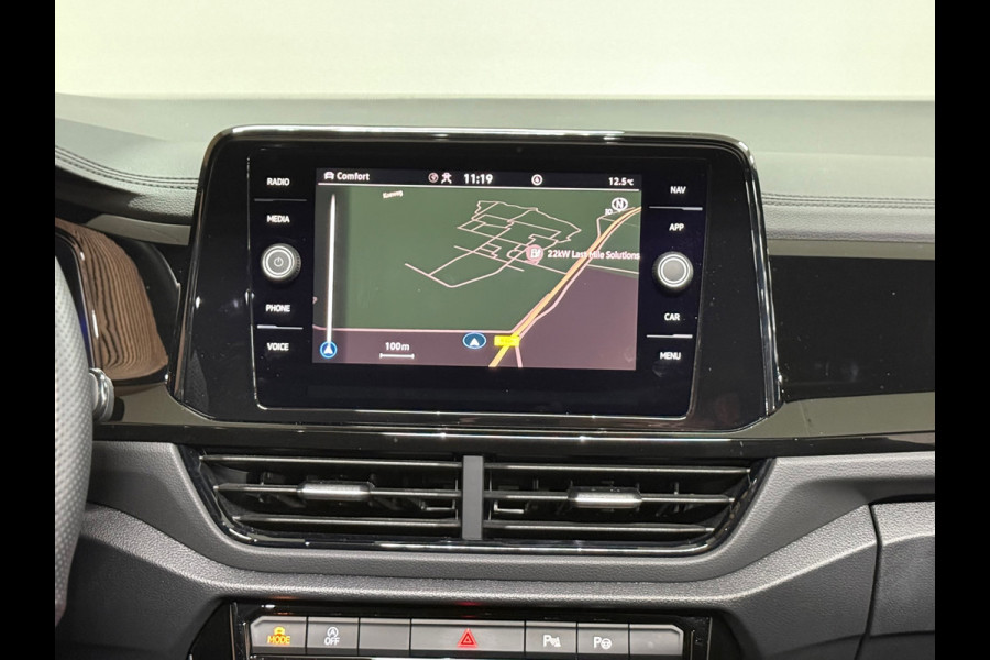 Volkswagen T-Roc 1.5 TSI DSG | 3x R-Line | Pano | Black Style | IQ.Light | Carplay | Camera | Winter Pakket | ACC | Virtual