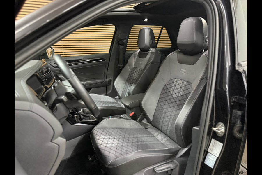 Volkswagen T-Roc 1.5 TSI DSG | 3x R-Line | Pano | Black Style | IQ.Light | Carplay | Camera | Winter Pakket | ACC | Virtual