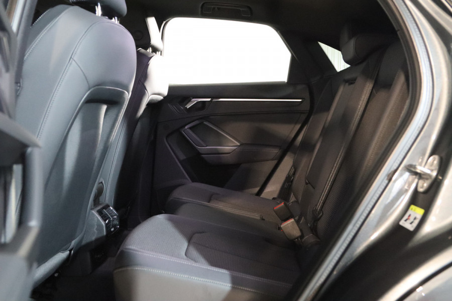 Audi Q3 Sportback 45 TFSI e 245 PK S-Line Edition PHEV, Panoramadak, Carplay, LED