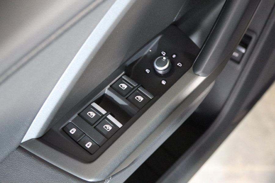 Audi Q3 Sportback 45 TFSI e 245 PK S-Line Edition PHEV, Panoramadak, Carplay, LED