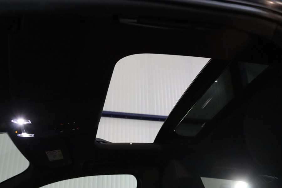 Audi Q3 Sportback 45 TFSI e 245 PK S-Line Edition PHEV, Panoramadak, Carplay, LED