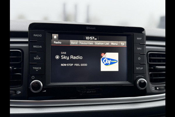 Kia Rio 1.0 TGDI ComfortPlusLine Navigator 2e Eigenaar,Navi,Camera,Airco,Cruise,PDC,Android/Apple Auto,Dealer Onderhouden,N.A.P,APK tot 05-2026