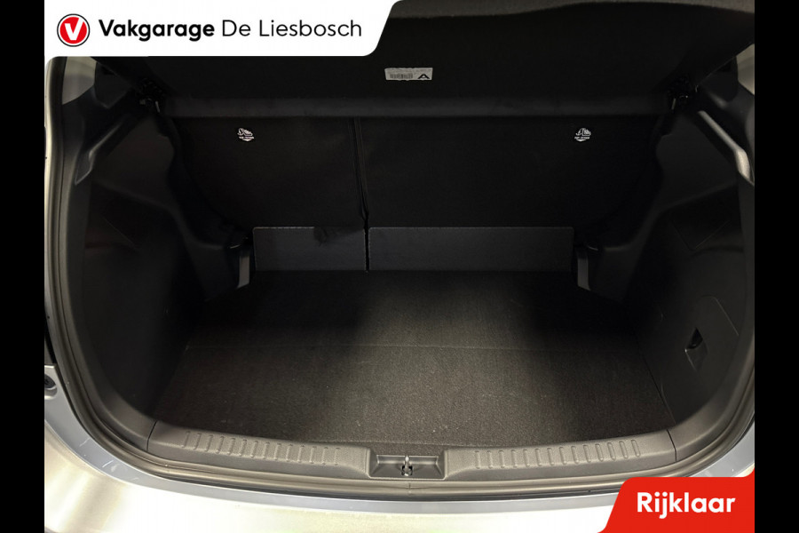 Toyota Yaris 1.5 Hybrid 115 First Edition / stoel en stuur verwarming/ camera / carplay /