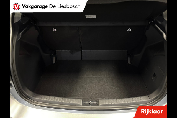 Toyota Yaris 1.5 Hybrid 115 First Edition / stoel en stuur verwarming/ camera / carplay /