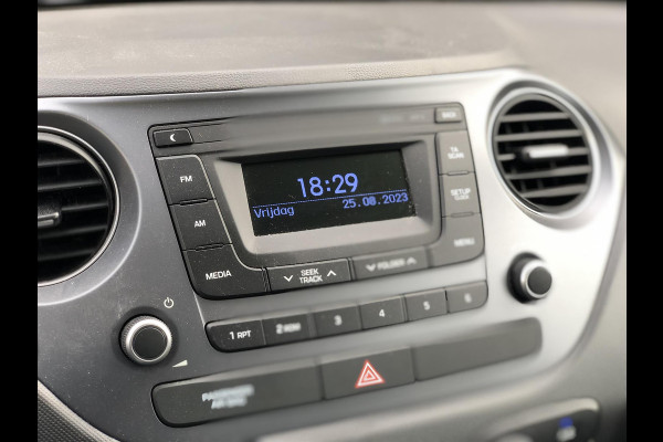 Hyundai i10 1.0i Comfort | Trekhaak, Airconditioning, Parkeersensoren, Cruise control, Stuurbediening