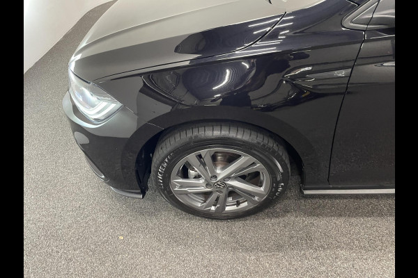 Volkswagen Polo 1.0 TSI R-Line DSG Navigatie Apple Carplay/Android Auto Camera Parkeersensoren Adaptive Cruise Control Matrix-LED-koplamp Lichtmetalen velgen Climate Control Getinte ramen