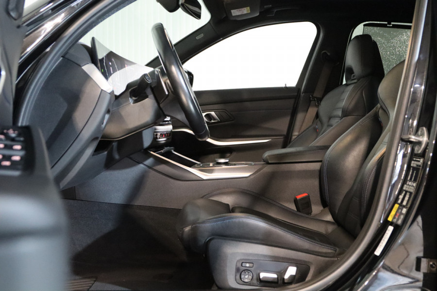 BMW 3 Serie Touring 330e xDrive 293 PK High Executive M-Sport PHEV, Kuipstoelen, Panoramadak, Memory, Head-up