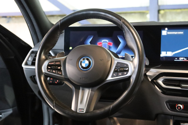 BMW 3 Serie Touring 330e xDrive 293 PK High Executive M-Sport PHEV, Kuipstoelen, Panoramadak, Memory, Head-up