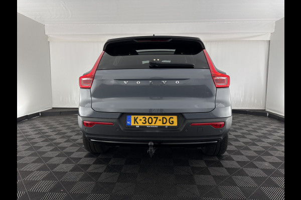 Volvo XC40 Recharge P8 AWD R-Design [ 3-Fase ] {SOH-90%} (INCL.BTW) Aut. *PANO | LEATHER-ALCANTARA | ADAPTIVE-CRUISE | DIGI-COCKPIT | FULL-LED | HARMAN/KARDON | TOP-VIEW | NAVI-FULLMAP | ECC | PDC | KEYLESS | HEATED-SPORTSEATS | TOWBAR | 20''ALU*
