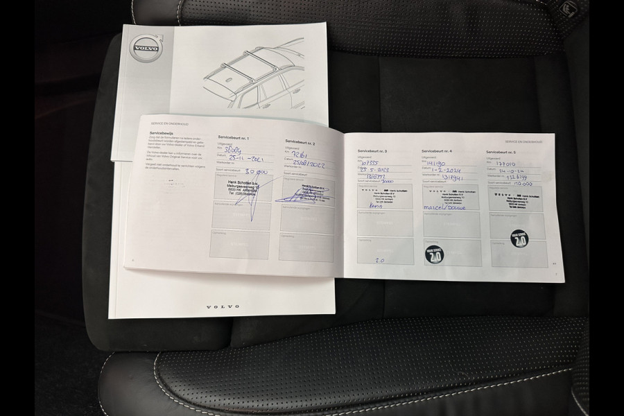 Volvo XC40 Recharge P8 AWD R-Design [ 3-Fase ] {SOH-90%} (INCL.BTW) Aut. *PANO | LEATHER-ALCANTARA | ADAPTIVE-CRUISE | DIGI-COCKPIT | FULL-LED | HARMAN/KARDON | TOP-VIEW | NAVI-FULLMAP | ECC | PDC | KEYLESS | HEATED-SPORTSEATS | TOWBAR | 20''ALU*