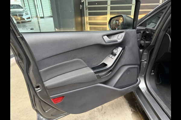Ford Fiesta 1.0 EcoBoost LED-CLIMA-BLIS-TREKHAAK-CAMERA