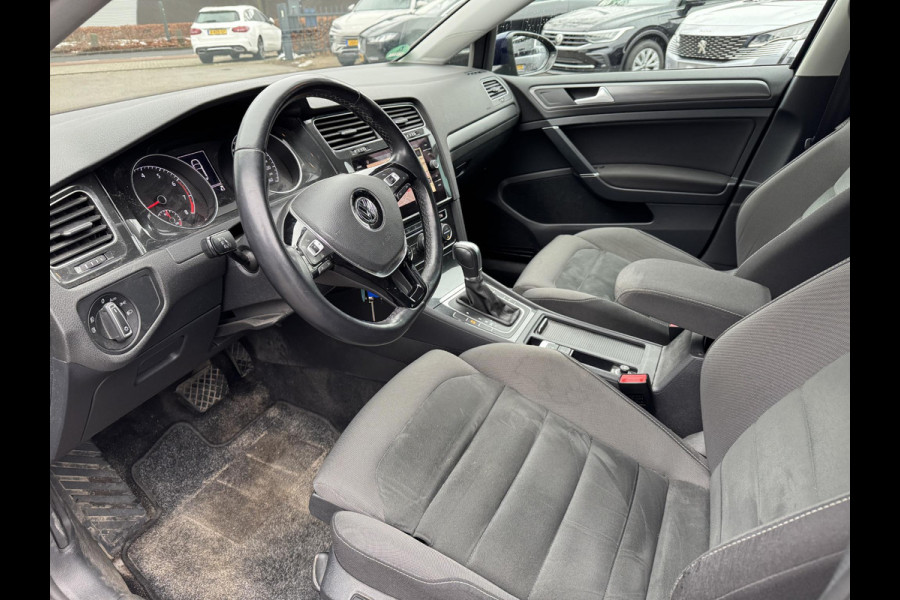 Volkswagen Golf 1.0 TSI Comfortline Automaat | Stoelverwarming | addaptieve cruise controle | nl auto met nap | Rijklaar geleverd met 12 mnd bovag garantie