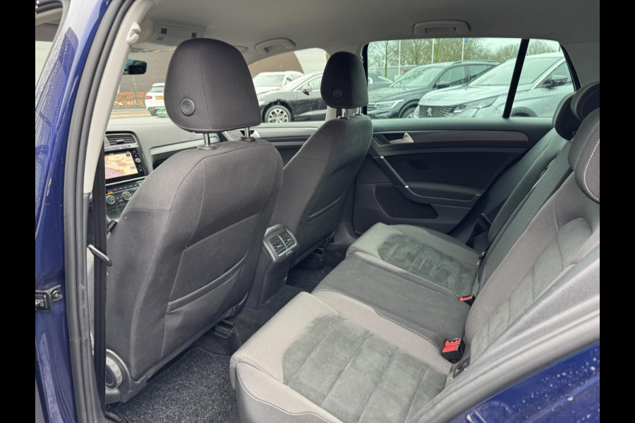 Volkswagen Golf 1.0 TSI Comfortline Automaat | Stoelverwarming | addaptieve cruise controle | nl auto met nap | Rijklaar geleverd met 12 mnd bovag garantie