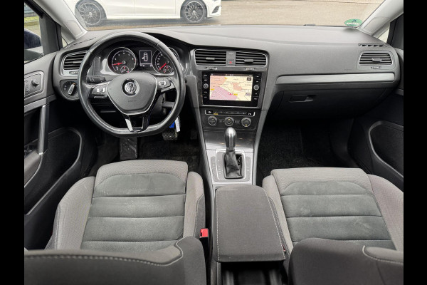 Volkswagen Golf 1.0 TSI Comfortline Automaat | Stoelverwarming | addaptieve cruise controle | nl auto met nap | Rijklaar geleverd met 12 mnd bovag garantie