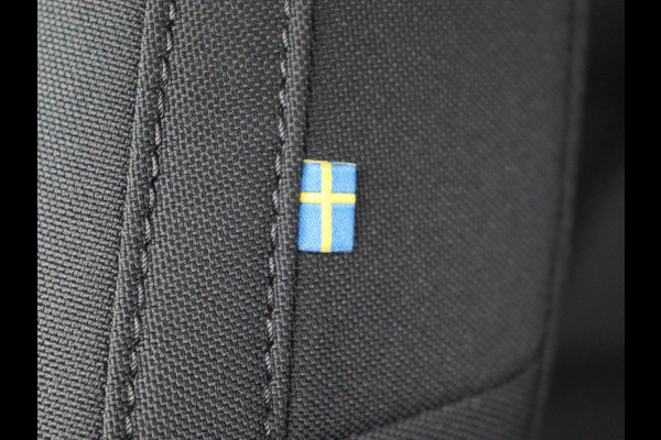 Volvo XC40 1.5 T4 Recharge Inscription Expression| Trekhaak | Stoel & stuurverwarming | 360 Camera | Carplay | Navigatie | Full LED | Climate control | PHEV | Plug In