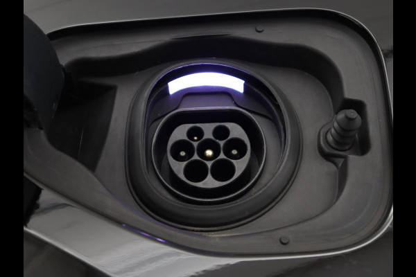 Volvo XC40 1.5 T4 Recharge Inscription Expression| Trekhaak | Stoel & stuurverwarming | 360 Camera | Carplay | Navigatie | Full LED | Climate control | PHEV | Plug In