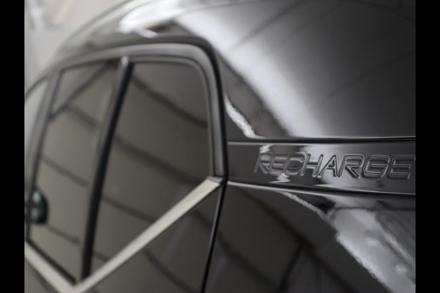 Volvo XC40 1.5 T4 Recharge Inscription Expression| Trekhaak | Stoel & stuurverwarming | 360 Camera | Carplay | Navigatie | Full LED | Climate control | PHEV | Plug In