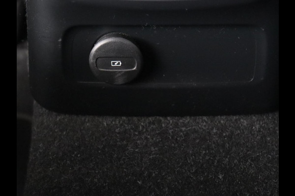Volvo XC40 1.5 T4 Recharge Inscription Expression| Trekhaak | Stoel & stuurverwarming | 360 Camera | Carplay | Navigatie | Full LED | Climate control | PHEV | Plug In