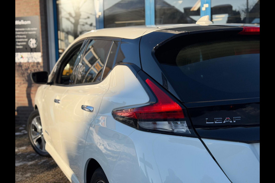 Nissan Leaf N-Connecta 40 kWh 2018 NAVI CLIMA NAP