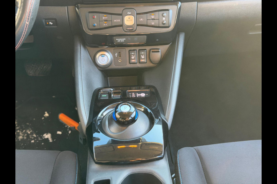 Nissan Leaf N-Connecta 40 kWh 2018 NAVI CLIMA NAP