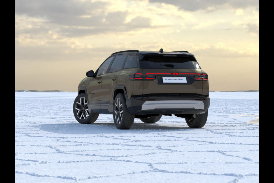 Jeep Compass First Edition 74 kWh | Adapt. Cruise | Camera | Carplay | 20" | Elektr. A-Klep | Navi | Winter Pack | Schuif/Kanteldak | Premium Pack | Conv. Pack | Warmtepomp
