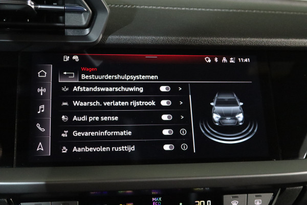 Audi A3 Sportback 45 TFSI e 245 PK S-Line Edition Competition PHEV, Panoramadak, RS-Bekleding, Camera