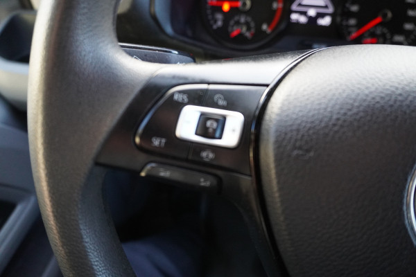 Volkswagen Crafter 35 2.0 TDI 177 PK L3H2 Automaat nr. V002 | Airco | Cruise | 2x geveerde stoel | Apple CP-Android auto
