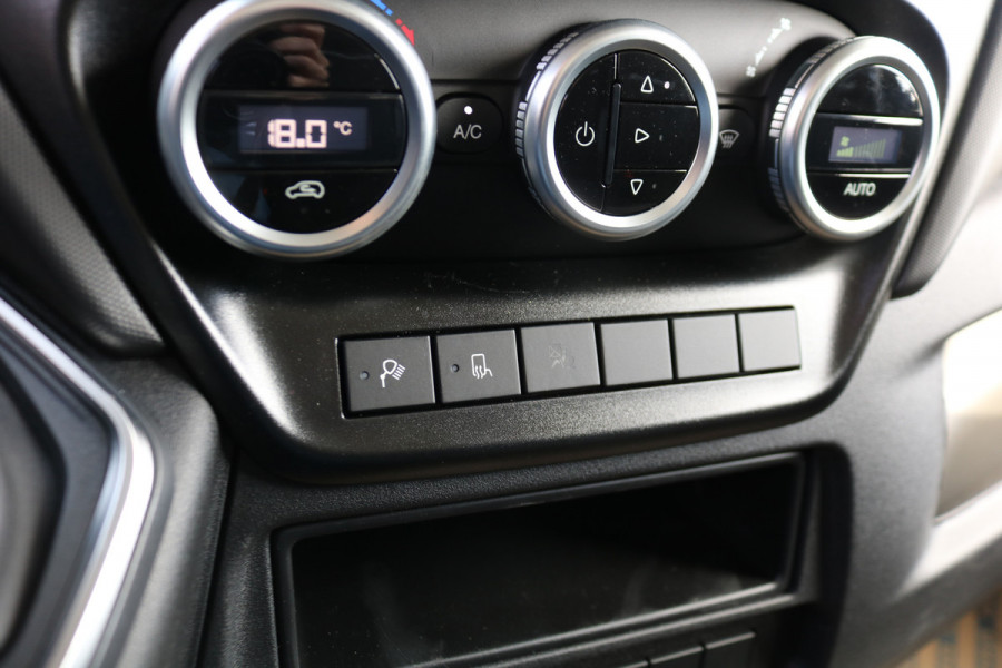 Iveco Daily 35S18 L2 H2 Hi-Matic Automaat Navigatie Camera 3.5T Trekhaak