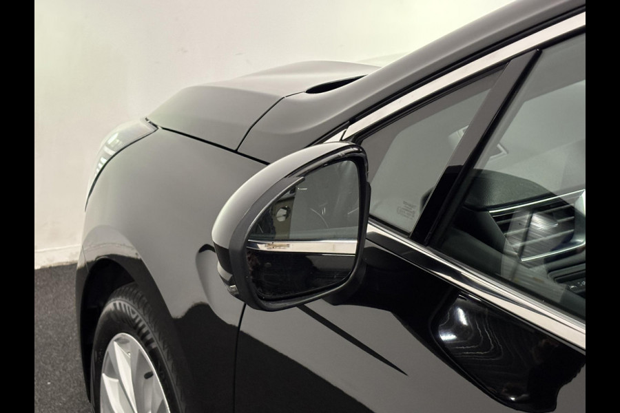 Renault Clio 1.0 TCe Intens Airco Navigatie Cruise control Multimedia