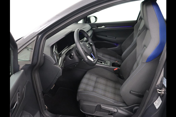 Volkswagen Golf 1.4 eHybrid GTE | Adaptive cruise | Camera | Park Assist | Carplay | Navigatie | Sfeerverlichting | LED Plus | Sportstoelen | Climate control | PHEV | Plug In