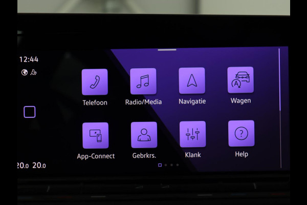 Volkswagen Golf 1.4 eHybrid GTE | Adaptive cruise | Camera | Park Assist | Carplay | Navigatie | Sfeerverlichting | LED Plus | Sportstoelen | Climate control | PHEV | Plug In