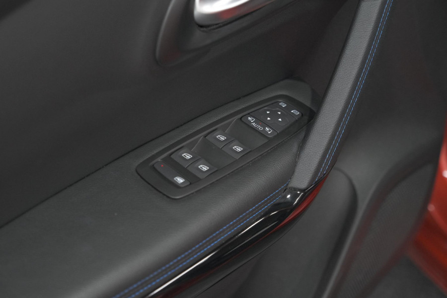 Renault Kadjar 1.3 TCe 140 EDC Limited | Trekhaak | Allseason banden | Stoelverwarming | Apple Carplay