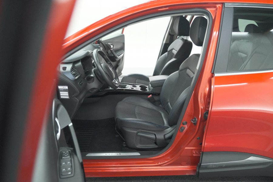 Renault Kadjar 1.3 TCe 140 EDC Limited | Trekhaak | Allseason banden | Stoelverwarming | Apple Carplay