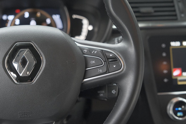 Renault Kadjar 1.3 TCe 140 EDC Limited | Trekhaak | Allseason banden | Stoelverwarming | Apple Carplay