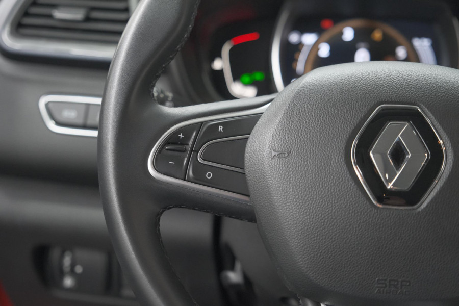 Renault Kadjar 1.3 TCe 140 EDC Limited | Trekhaak | Allseason banden | Stoelverwarming | Apple Carplay