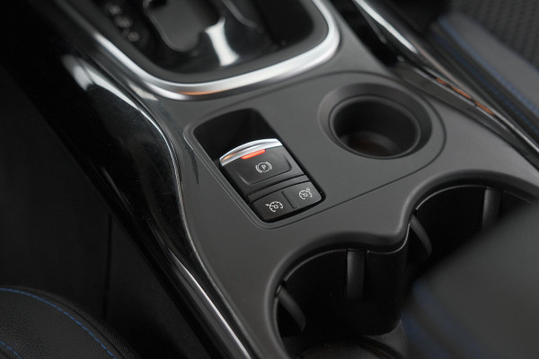 Renault Kadjar 1.3 TCe 140 EDC Limited | Trekhaak | Allseason banden | Stoelverwarming | Apple Carplay