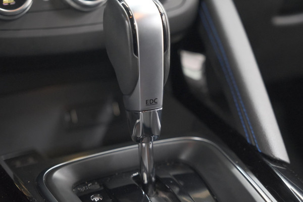 Renault Kadjar 1.3 TCe 140 EDC Limited | Trekhaak | Allseason banden | Stoelverwarming | Apple Carplay