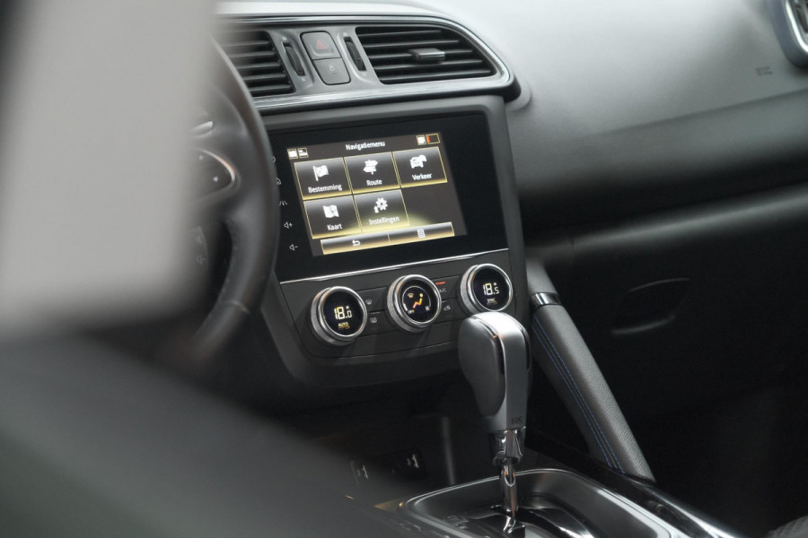 Renault Kadjar 1.3 TCe 140 EDC Limited | Trekhaak | Allseason banden | Stoelverwarming | Apple Carplay