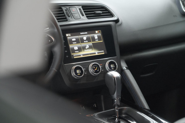Renault Kadjar 1.3 TCe 140 EDC Limited | Trekhaak | Allseason banden | Stoelverwarming | Apple Carplay