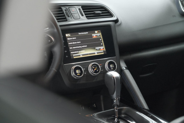 Renault Kadjar 1.3 TCe 140 EDC Limited | Trekhaak | Allseason banden | Stoelverwarming | Apple Carplay