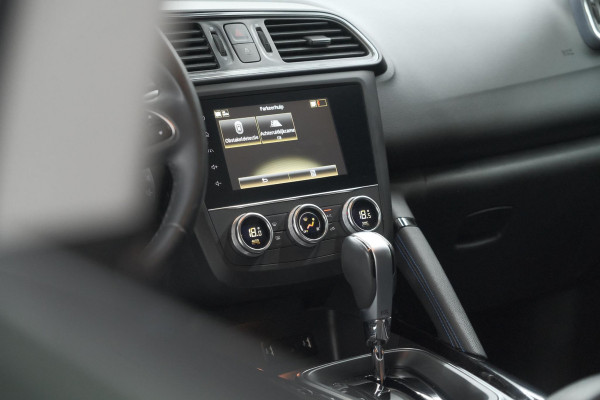 Renault Kadjar 1.3 TCe 140 EDC Limited | Trekhaak | Allseason banden | Stoelverwarming | Apple Carplay