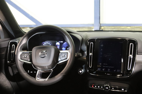 Volvo XC40 1.5 T5 Recharge 262 PK R-Design PHEV, Panoramadak, Leder-Alcantara, Harman/Kardon, Winterpakket